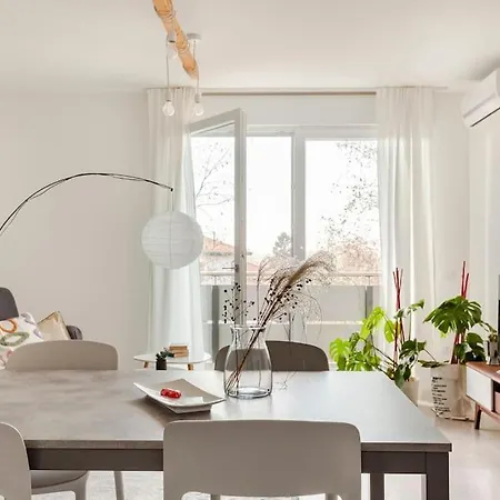 Casa Mev E Un Attico In Centro A Apartament *