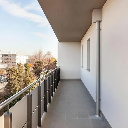 Casa Mev E Un Attico In Centro A Apartament *